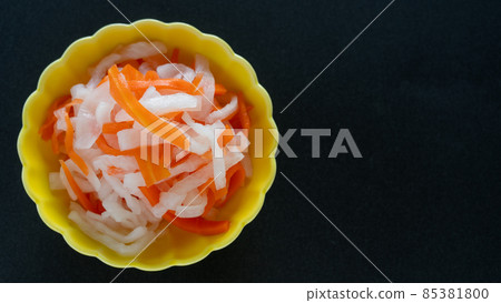 Red and white sardines (鱠 ・ 膾) 85381800