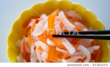 Red and white sardines (鱠 ・ 膾) Red and white sardines (鱠 ・ 膾) 85382019