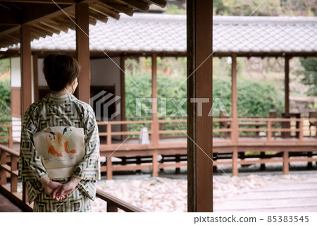 Kimono women and Japanese houses and gardens Kimono women and Japanese houses and gardens 85383545