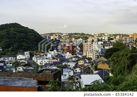Shimonoseki City, Yamaguchi Prefecture, overlooking the direction of Honmachi, Shimonoseki City from the Dannoura Parking Area Shimonoseki City, Yamaguchi Prefecture, overlooking the direction of Honmachi, Shimonoseki City from the Dannoura Parking Area 85384142