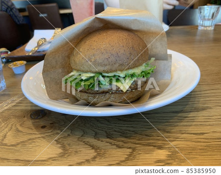 時尚咖啡館漢堡 85385950