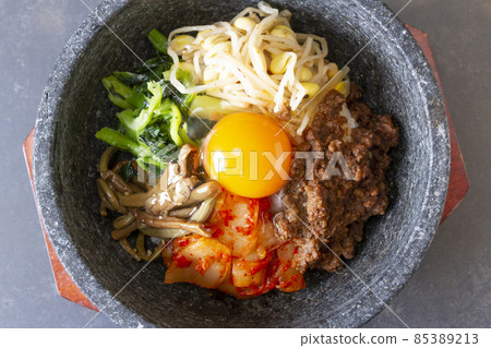 Bibimbap (upper bird's-eye view) 85389213