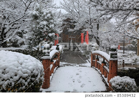 弘法大師:79年冬天的圓教寺(岐阜縣本棲區北形町) 弘法大師:79年冬天的圓教寺(岐阜縣本棲區北形町) 85389432