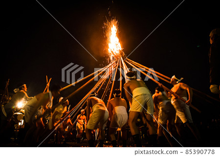 Modified meeting of demons 85390778