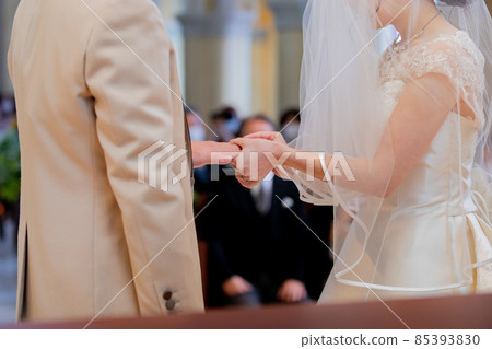 Chapel bride and groom ring exchange Chapel bride and groom ring exchange 85393830