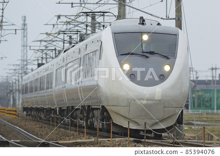 北陸本線三河加賀笠間JR西681系列T13+T22編隊(金澤)雷鳥 北陸本線三河加賀笠間JR西681系列T13+T22編隊(金澤)雷鳥 85394076