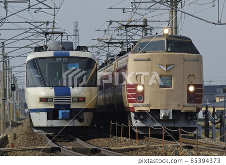 北陸本線三河加賀笠間JR西485系列K01(金澤)Y22編隊白鷺嘉悅分離 北陸本線三河加賀笠間JR西485系列K01(金澤)Y22編隊白鷺嘉悅分離 85394373