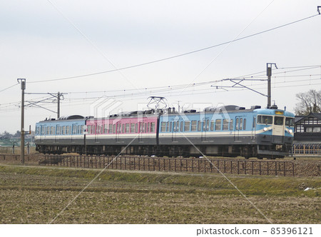 Hokuriku Main Line Kaga-Kasama-Mikawa JR West 415 series 800 series C11 formation (Kanazawa) 85396121