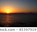Setting sun 85397919