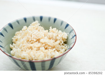 Delicious brown rice, low GI food 85398202