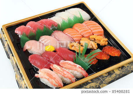 Nigiri sushi (24 pieces) Nigiri sushi (24 pieces) 85400281
