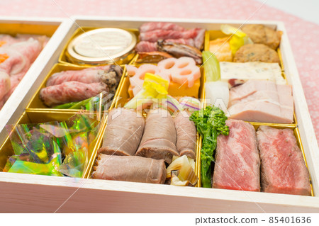 Western style new year dishes 85401636