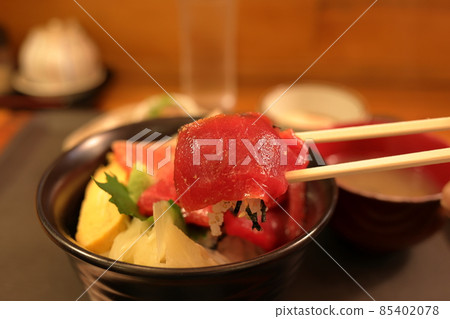 大間金槍魚瘦肉蓋飯 大間金槍魚瘦肉蓋飯 85402078