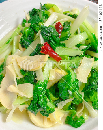 Chinese home-cooked food, stir-fried tatsoi and bamboo shoots Chinese home-cooked food, stir-fried tatsoi and bamboo shoots 85402148