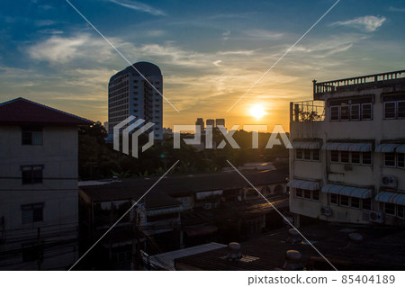 Sunrise and the city in morning Sunrise and the city in morning 85404189