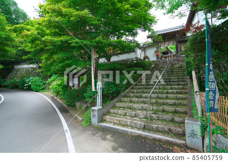 Scenery of Fumonji Temple, a mountain temple of flowers in the rainy season 1 Maniwa City, Okayama Prefecture 85405759