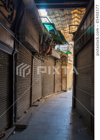 Historic Mamluk era Khan al-Khalili bazaar and souq, closed during Covid-19 lockdown, Cairo, Egypt 85408377