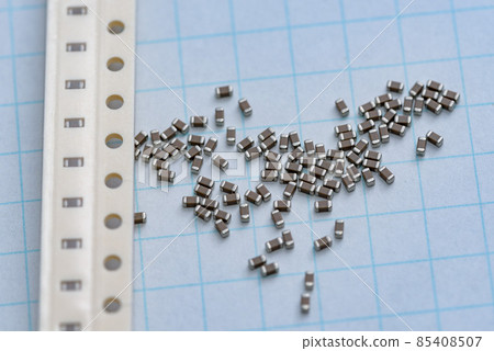 Electronic parts (chip ceramic capacitor) Electronic parts (chip ceramic capacitor) 85408507