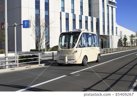 Access EV bus between Haneda Innovation City and Terminal 3 (beige)　 85409267