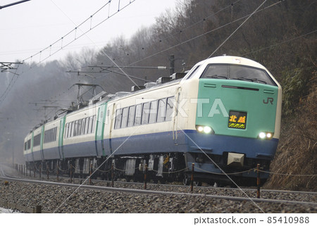 北陸本線椿田栗倉JR東485系列R23編隊(新潟)北越 85410988