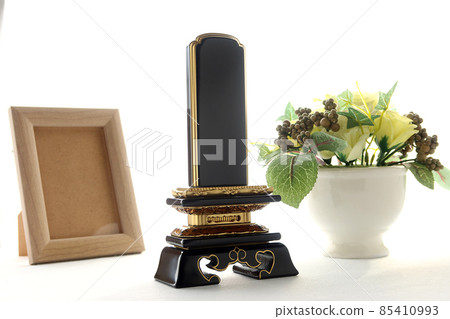 手頭的殯儀館和追悼會相框3 85410993