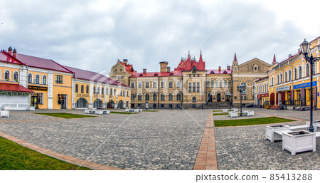 Historical center of the city. The Red Square. Rybinsk. Yaroslavskaya oblast. Russia 85413288