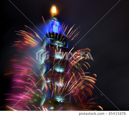 New Year's Eve fireworks at Taipei 101 Building in 2022 85415876