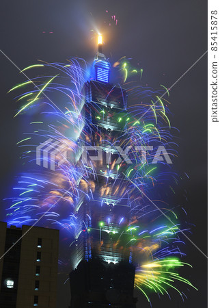New Year's Eve fireworks at Taipei 101 Building in 2022 85415878