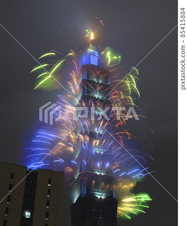 2022年台北101大樓跨年煙火 2022年台北101大樓跨年煙火 85415884