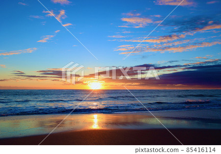 2022 Sunrise on the Kujihama coast, Ibaraki prefecture 85416114