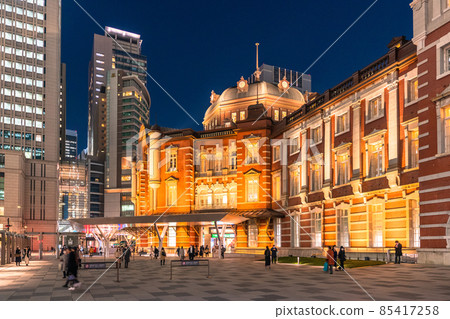 《Tokyo》 Night view of Tokyo Station / Marunouchi Business District 《Tokyo》 Night view of Tokyo Station / Marunouchi Business District 85417258