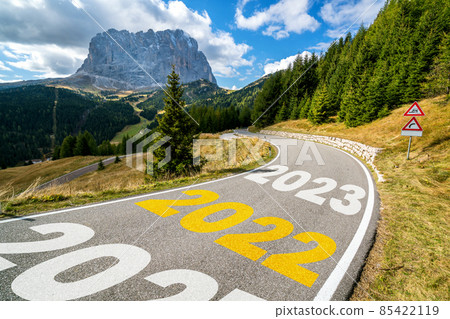 2022 New Year road trip travel and future vision concept 85422119