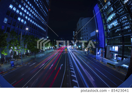 Transportation in front of Gaien at night Light trail of national highway 246 [Urban image] 85423041