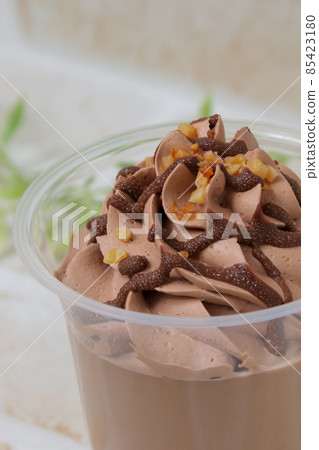 Western confectionery, pudding, chocolate, cream, namagashi, dessert, sweets, convenience stores 85423180