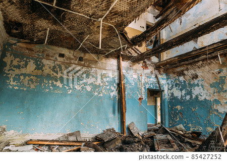 Abandoned Ruined Village House In Chernobyl Resettlement Zone. Belarus. Chornobyl Catastrophe Disasters. Dilapidated House In Belarusian Village. Whole Villages Must Be Disposed. Radioactivity Zone Abandoned Ruined Village House In Chernobyl Resettlement Zone. Belarus. Chornobyl Catastrophe Disasters. Dilapidated House In Belarusian Village. Whole Villages Must Be Disposed. Radioactivity Zone 85427252