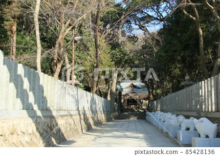 日本神社北倉神社（神戶市東田區本山町）的院內 85428136