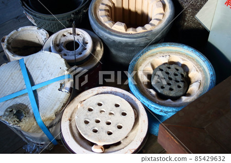 Multiple briquettes 85429632