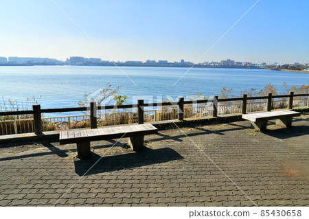 從京濱島綠島公園（東京都大田區）看守崎公園和羽田動橋 [2021.12] 85430658