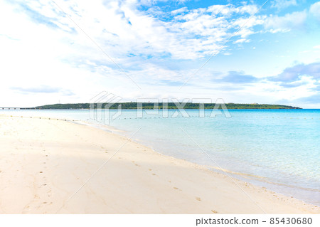 沖繩縣宮古島與那葉前濱海灘的風景 85430680