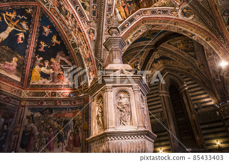 interiors and decors of the baptistery, Siena, Italy 85433403