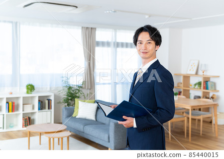 房地產經紀 85440015