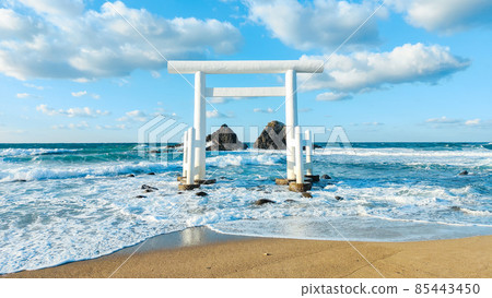 Itoshima / Futamigaura Itoshima / Futamigaura 85443450