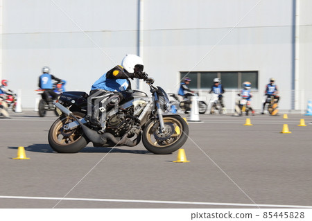 Moto Gymkhana 跑步照片 85445828