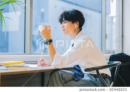 High school student study online class shooting cooperation: WEEK Shibadaimon (Sun Frontier Fudousan) High school student study online class shooting cooperation: WEEK Shibadaimon (Sun Frontier Fudousan) 85448833