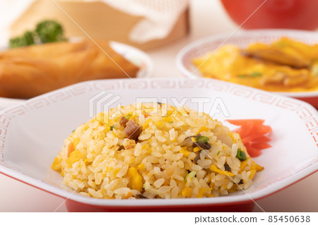 Gomoku fried rice   85450638