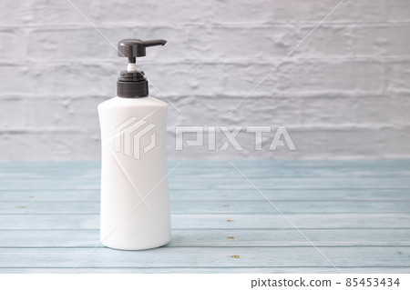 洗髮水瓶 | 右側複製空間 85453434