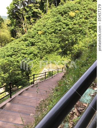 “加山戶田城七曲山路”（島根縣安木市） 85457179