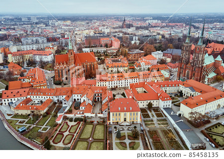 Cityscape of Wroclaw panorama in Poland, aerial view 85458135
