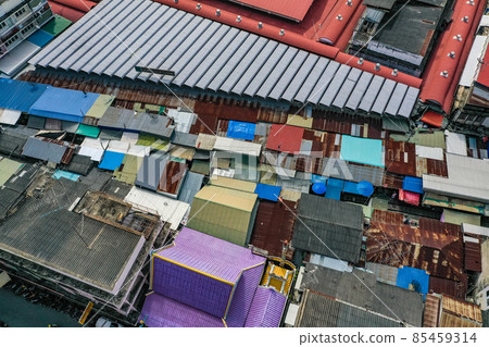 Maeklong Train Market, Talad Rom Hub, Ratchaburi, Thailand 85459314