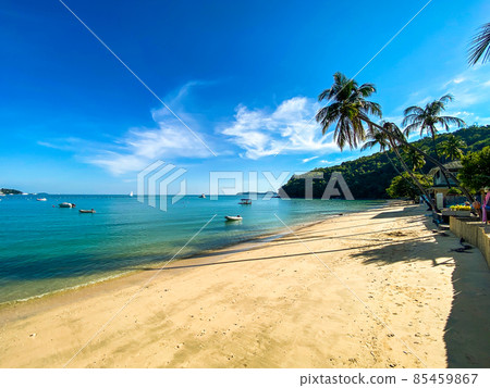 Aoyon beach in east of Phuket island, in Thailand Aoyon beach in east of Phuket island, in Thailand 85459867